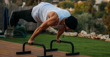 Essential Gym Workouts for Building Strength and Fitness
